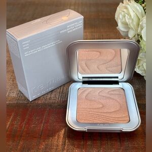 NEW r.e.m. Beauty HIGHLIGHTER TOPPER in MISS MERCURY! rem